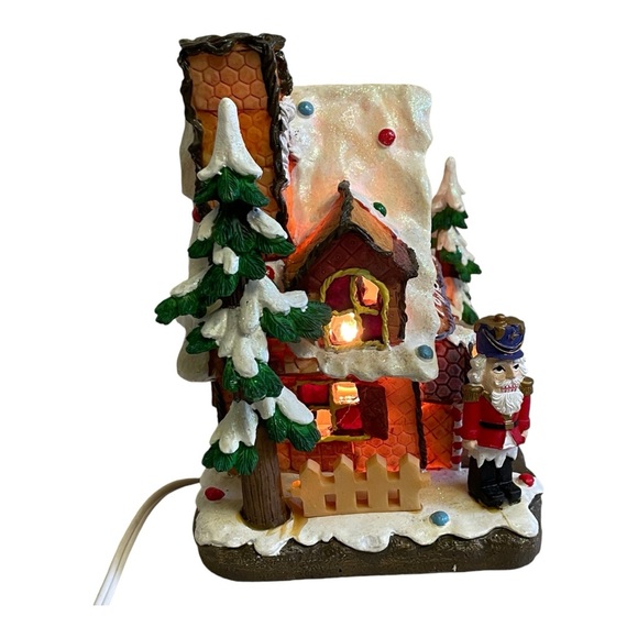Illuminated Gingerbread Toy Shoppe House Of Lloyd Christmas Around The World VTG - Picture 10 of 12